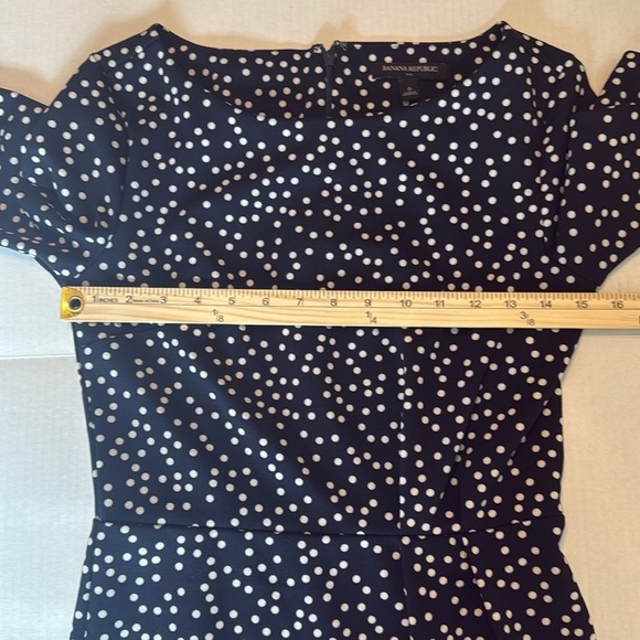 Banana Republic Factory Print Pleated Waist Sheath Dress Polka Dot Size 0 - Picture 6 of 13